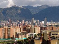 (18) Bogotá: Bogotá entre Monserrate y Guadalupe
