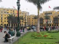 (3) Lima: Plaza de Armas